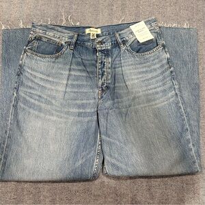 Madewell Pleated Low-Slung Baggy Jean in Billings Wash | Billings WashAir | 31